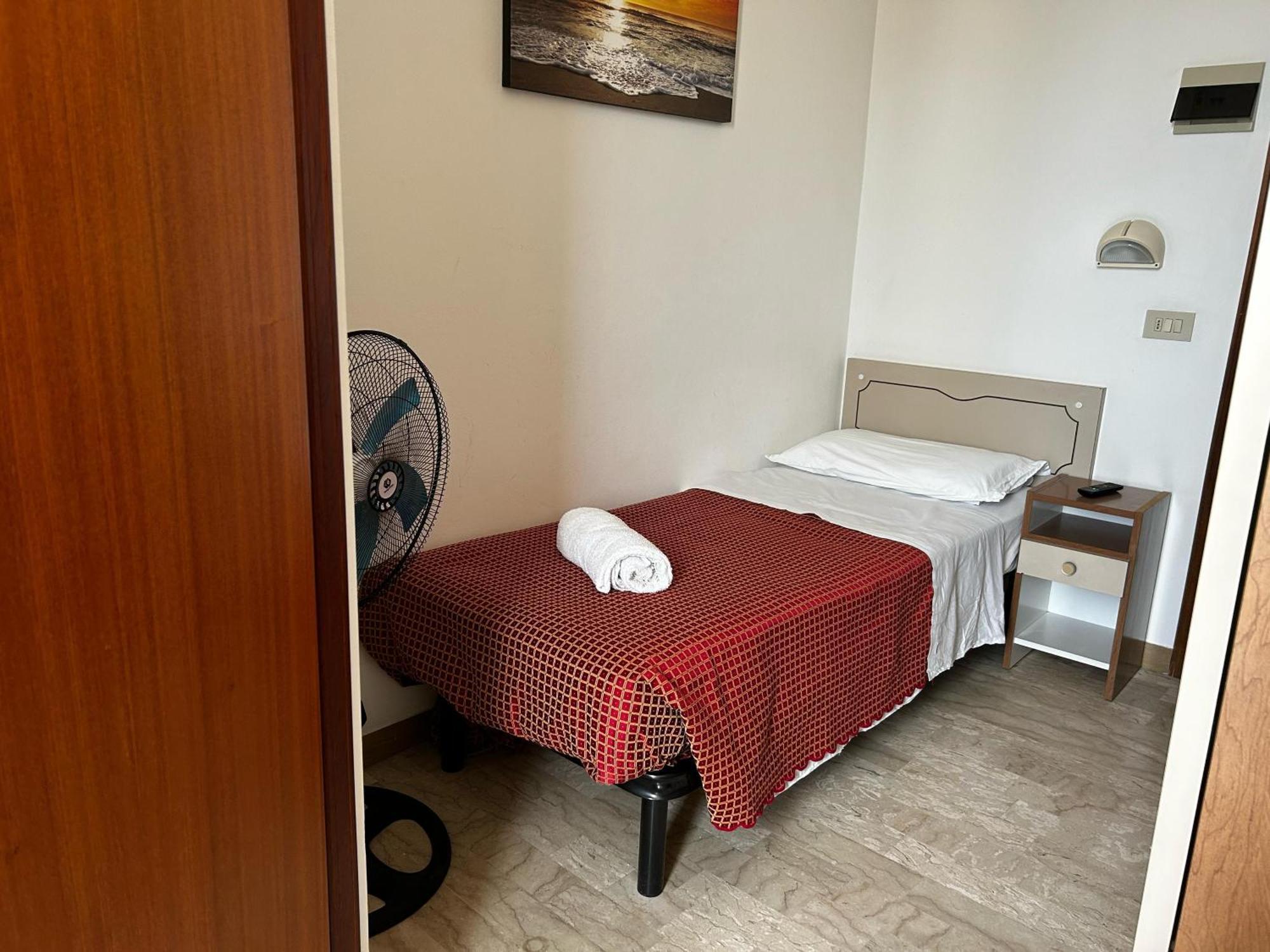 Anny Hotel Rimini Exterior photo